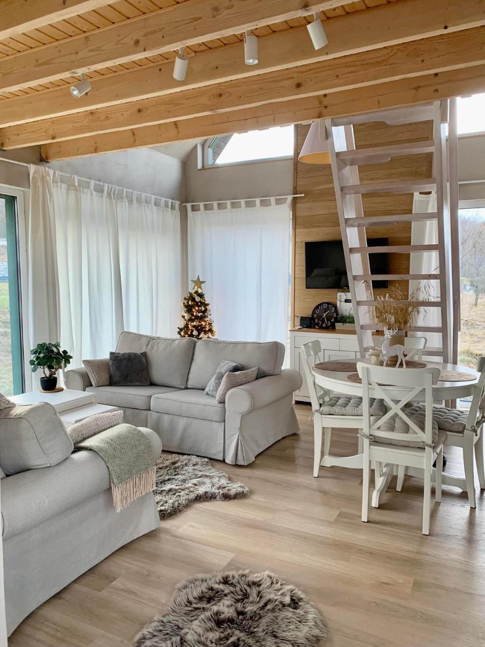 Chata na rykowisku in Ustrzyki Dolne, Poland