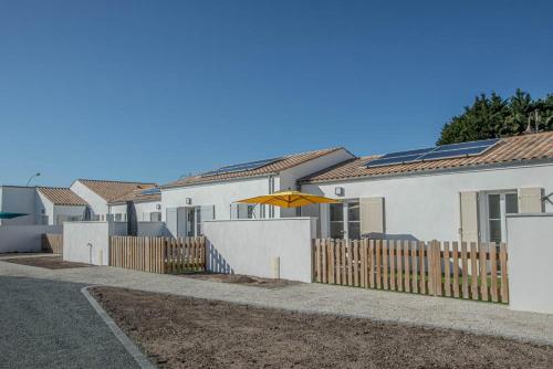 LA CORVETTE Maison avec piscine parking wifi plages 5kms — 4-Star Luxury Hotel in Les Mathes, France