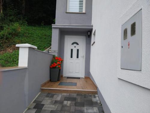 Apartman ŠafraM 2 — 4-Star Luxury Hotel in Durmanec, Croatia