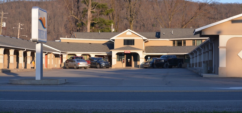 Travelers Inn — hotel in New Martinsville