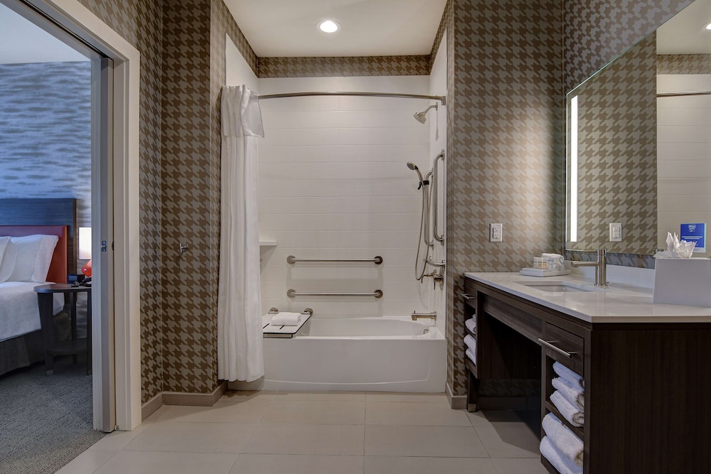 Home2 Suites by Hilton North Plano Hwy 75 - photo 25