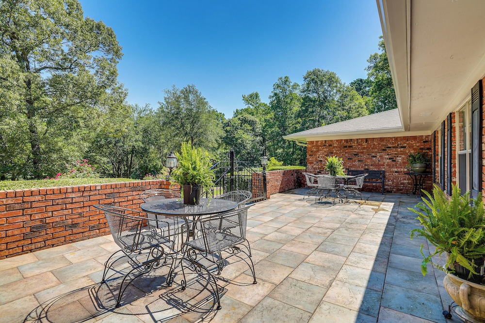 Charming Retreat W Patio Near Grambling Ruston — Ruston