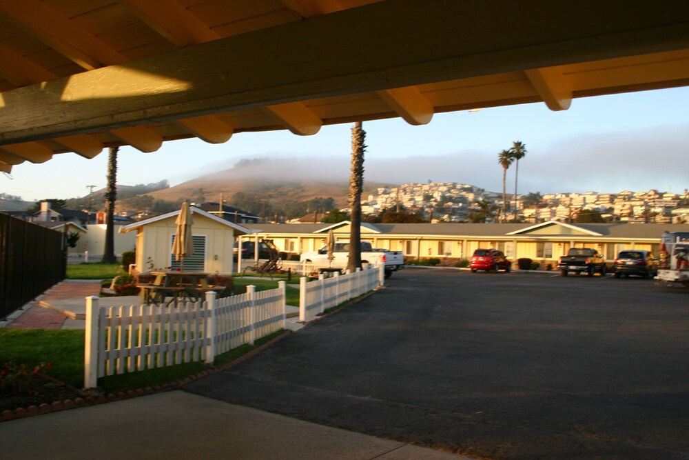 Rodeway Inn at Morro Bay - photo 25
