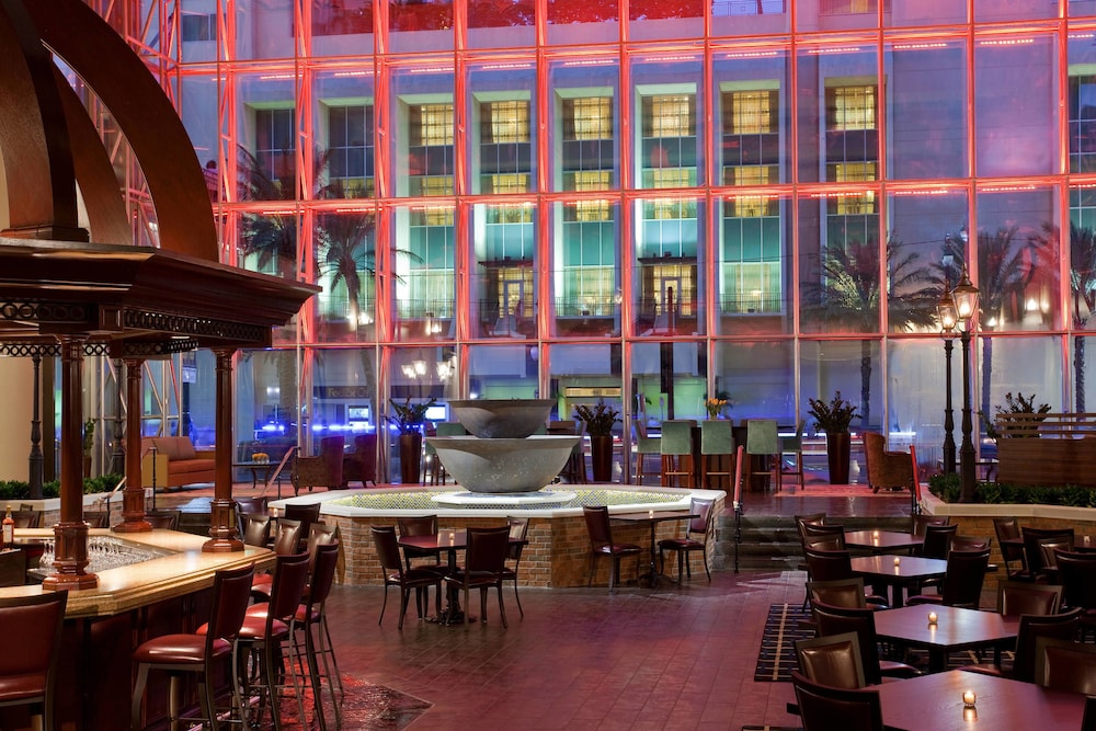 Sheraton New Orleans Hotel - photo 2