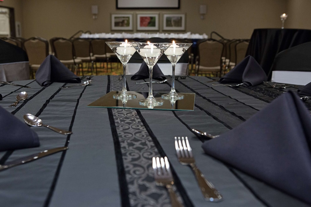 Hilton Garden Inn Cincinnati West Chester - photo 31