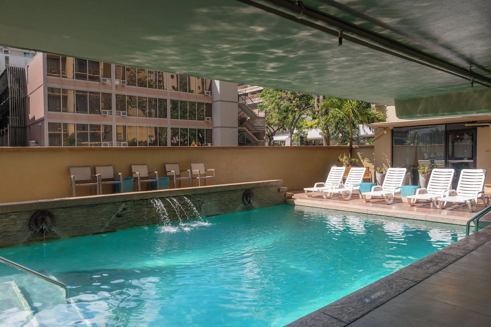 Ohia Waikiki Studio Suites - photo 35