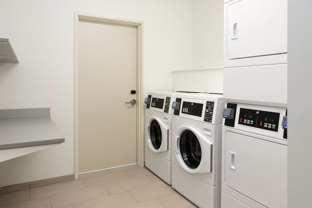 SpringHill Suites by Marriott Pleasanton - photo 21