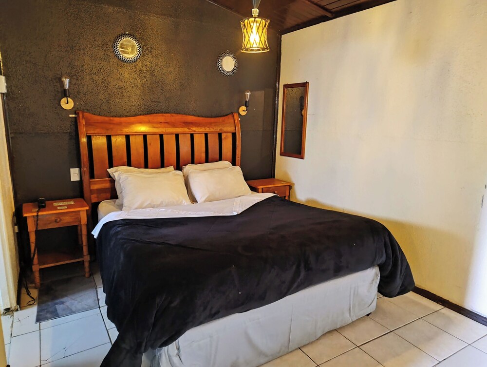 Hotel Atajo — Santiago — photo 4