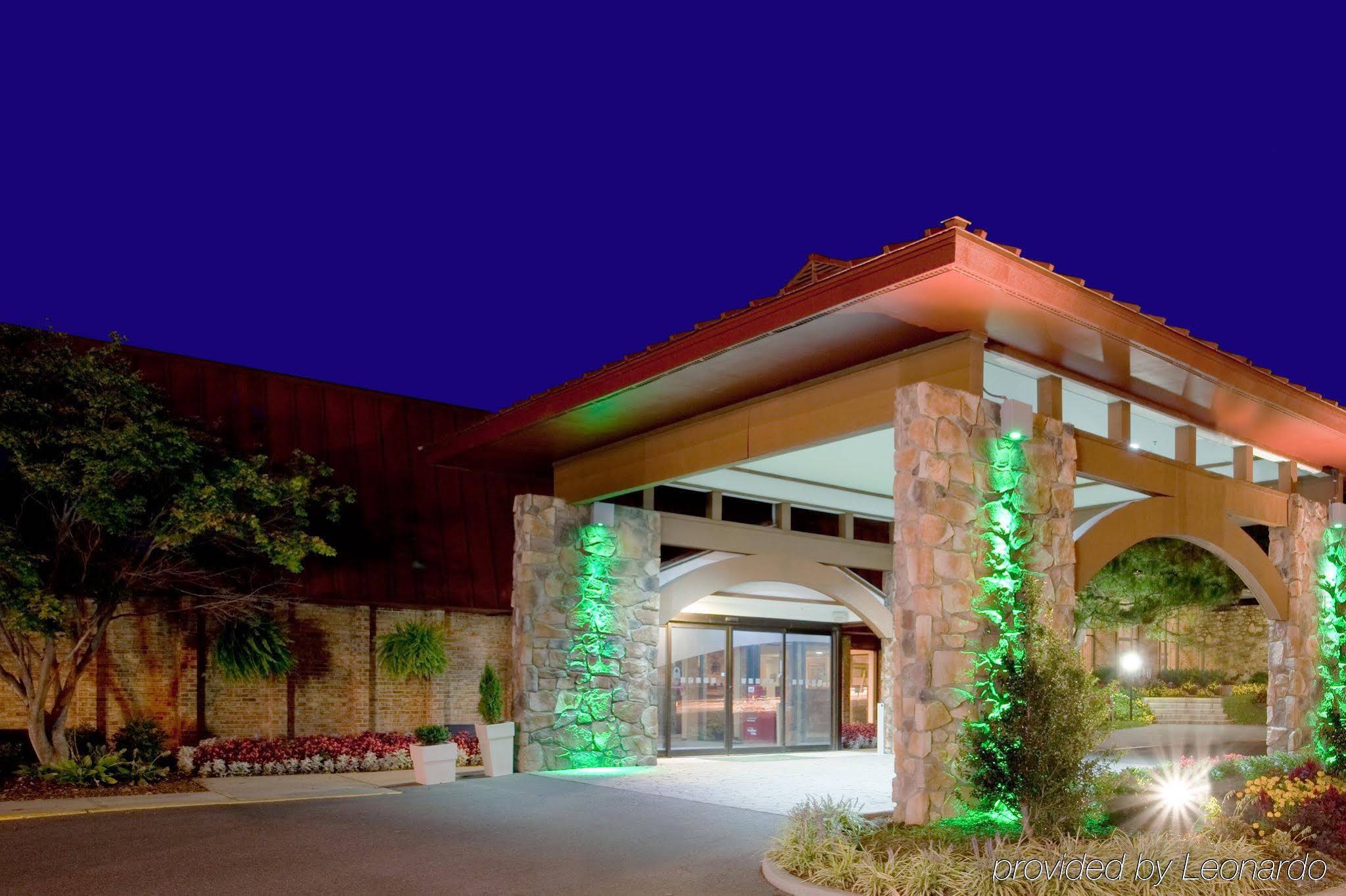 Holiday Inn University Blacksburg - photo 14