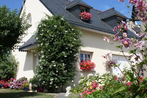 La JacoBinic - carbon neutral hotel in Unknown City