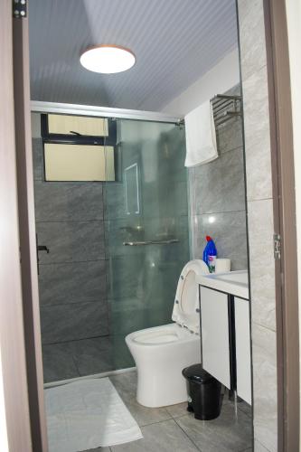 Comfort Three Bedroom Apartment With Servant Quarter Gym Children Play Area Rooftop Football Pitch Coffee House Restaurants Garden And Amazing Scenic Views In Kileleshwa