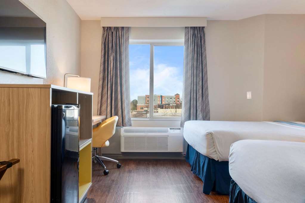 Days Inn by Wyndham Thornton - photo 12