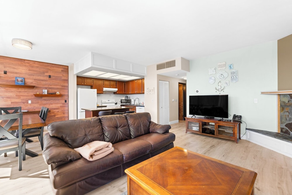 Sand & Sea Resort Condominiums - photo 637