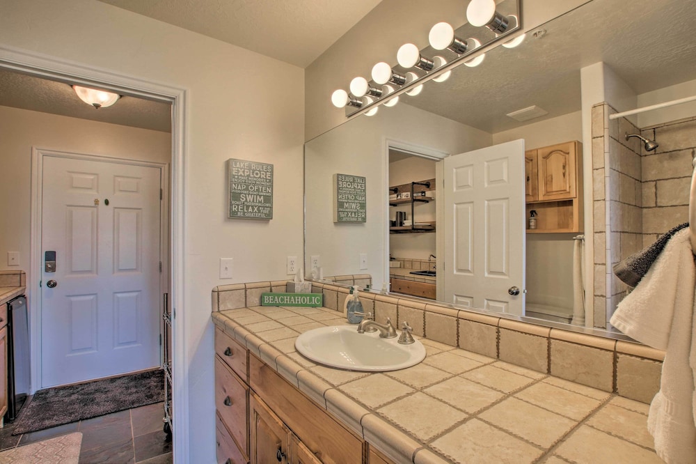 2 Condo Property with Mtn Views by Golf and Ski Resort - photo 19