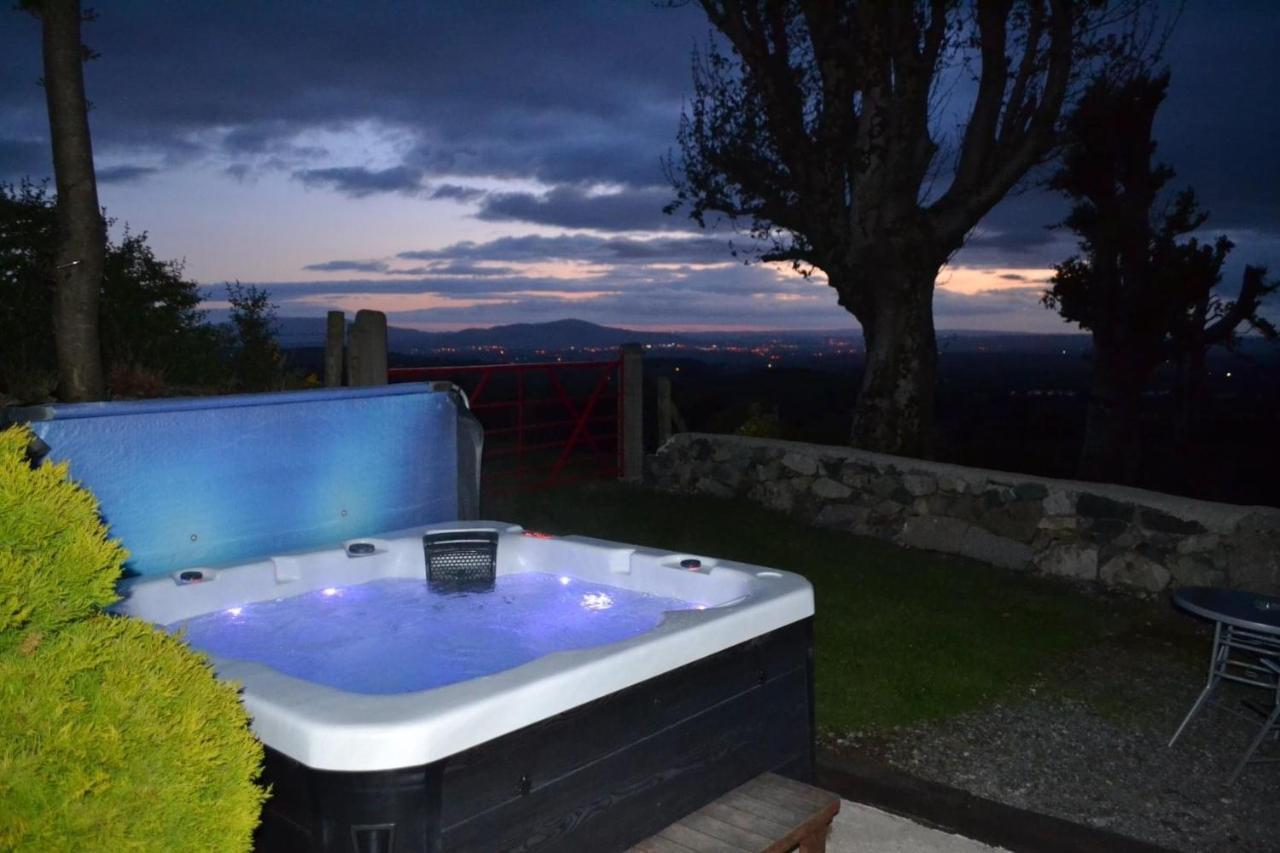 Mc Courts Cottage & Barn — 4-Star Luxury Hotel in Newry, United Kingdom