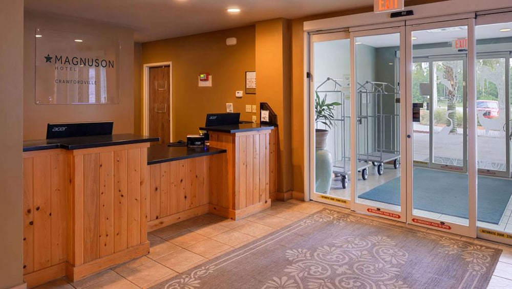 Magnuson Hotel Wildwood Inn - photo 4