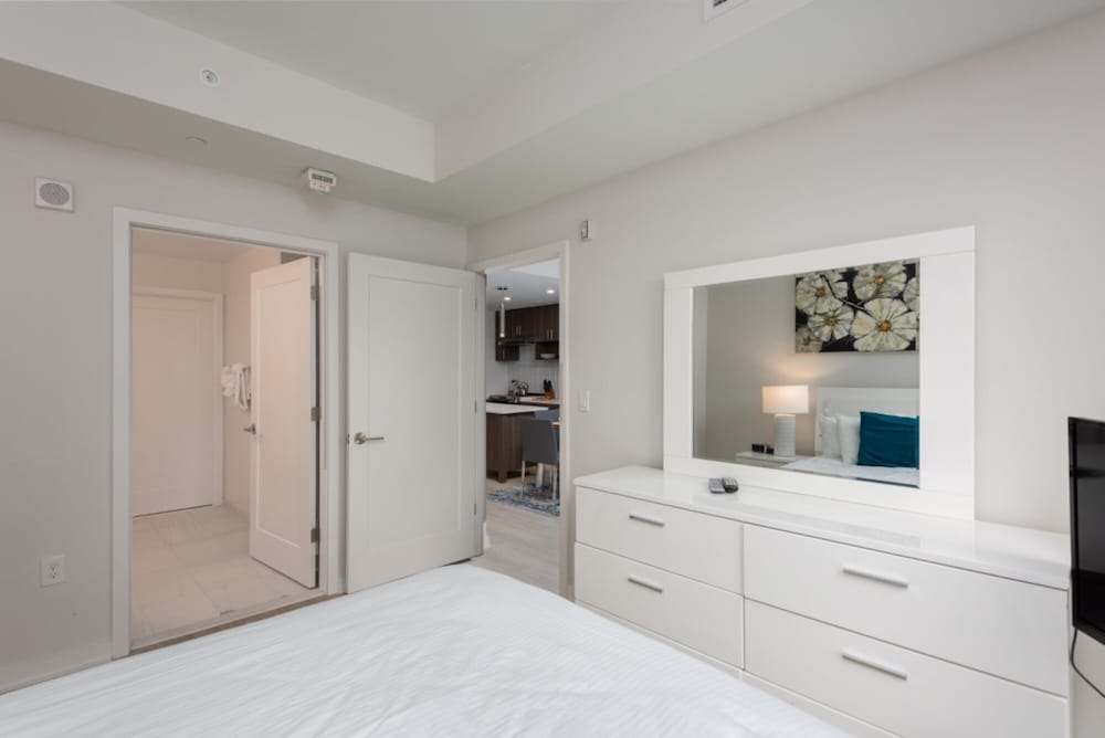 Global Luxury Suites Crystal City - photo 37