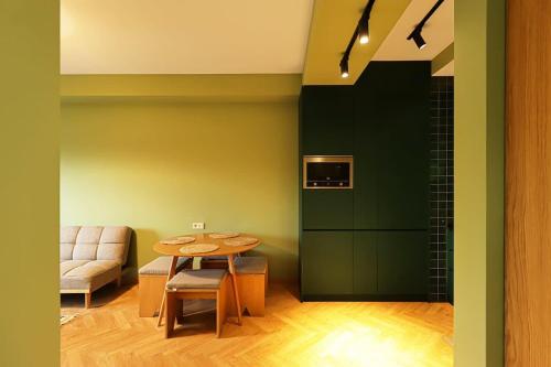 Chic 1BR Apt in Moedani complex By Wehost
