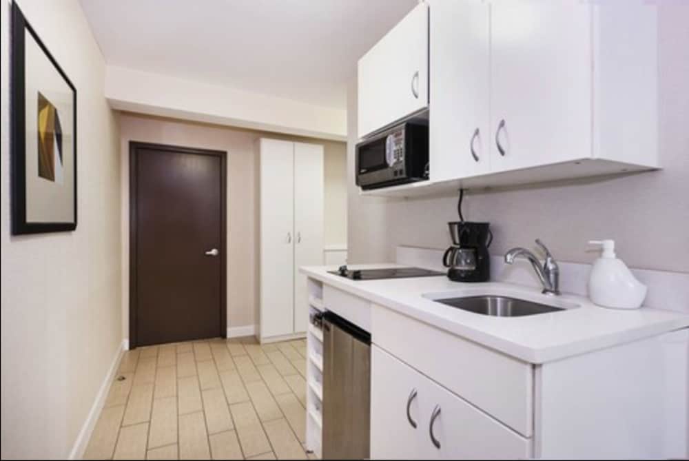 Hotel Five44 - photo 15