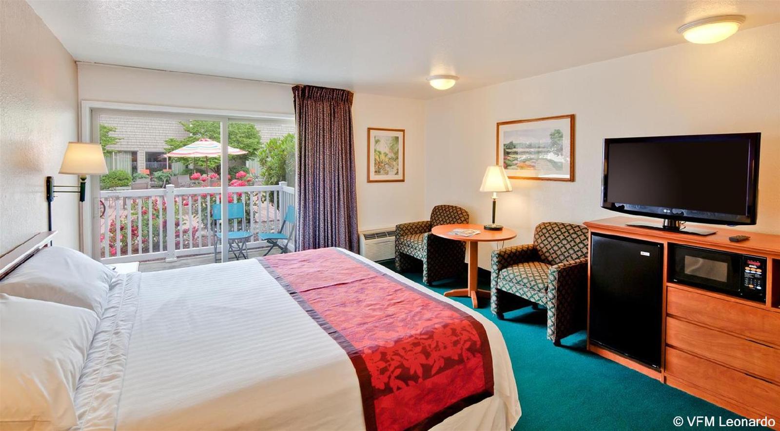 Windmill Inn Of Roseburg - photo 11