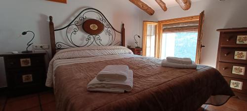 Can Mari - carbon neutral hotel in Ayna