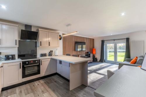 2 The Cottage — 4-Star Luxury Hotel in Skelmersdale, United Kingdom
