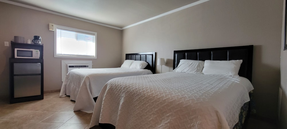 Five Star Inn - photo 2