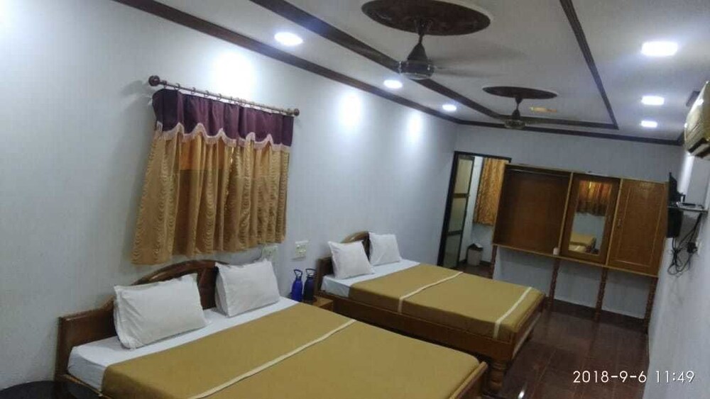 Hiriz Hotel Dollar in Bhuj, India