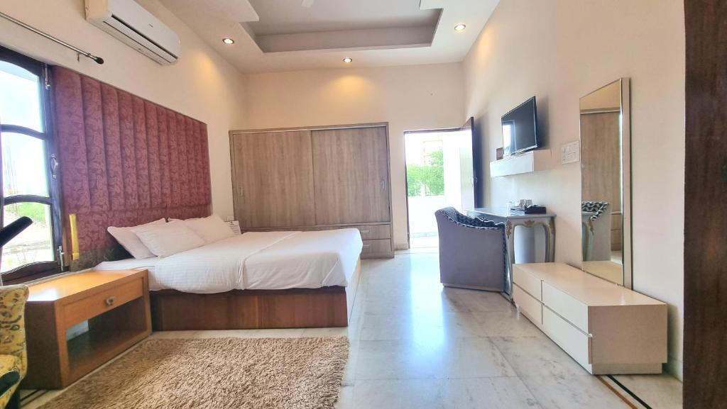 Giovanni Suites — Bhopal — photo 2
