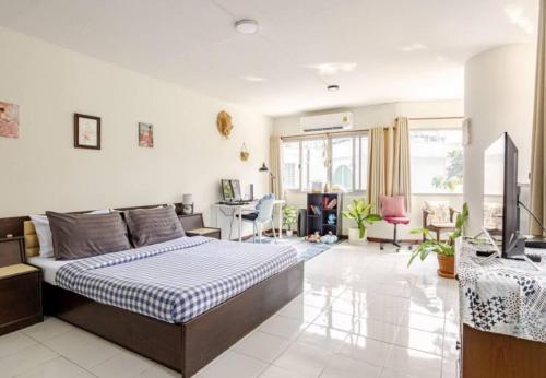Feel Easy Cozy Place Heart Of Nimman — 4-Star Luxury Hotel in Chiang Mai, Thailand