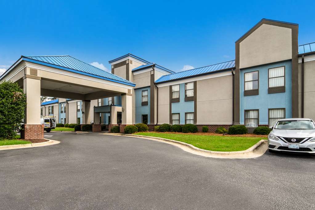 SureStay Plus Hotel by Best Western Tarboro - photo 9