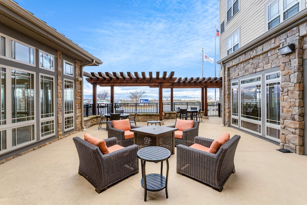 Hilton Garden Inn Roanoke - photo 47