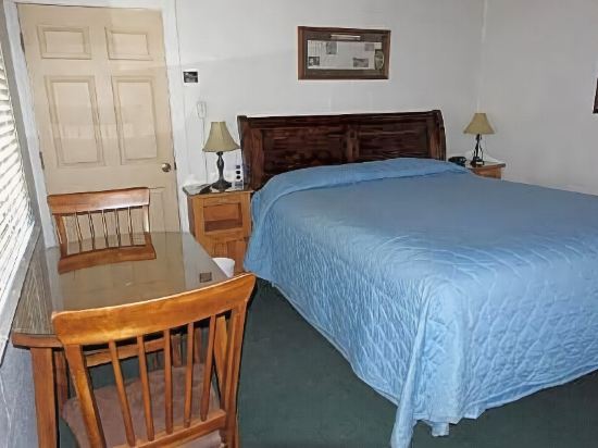 Big Meadow Lodge - photo 15