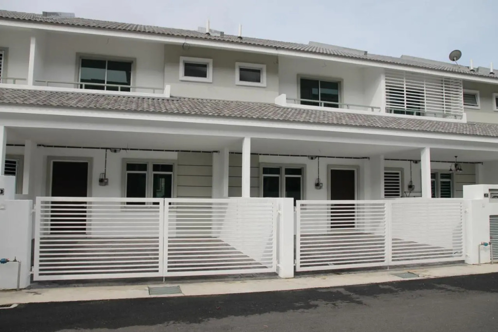 Bricks Terrace House 4R 3BR — 4-Star Luxury Hotel in Tanah Rata, Malaysia