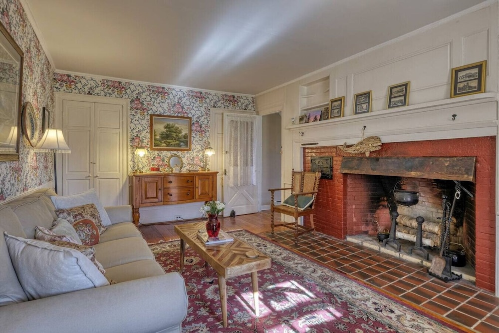 Open Hearth Inn - photo 14
