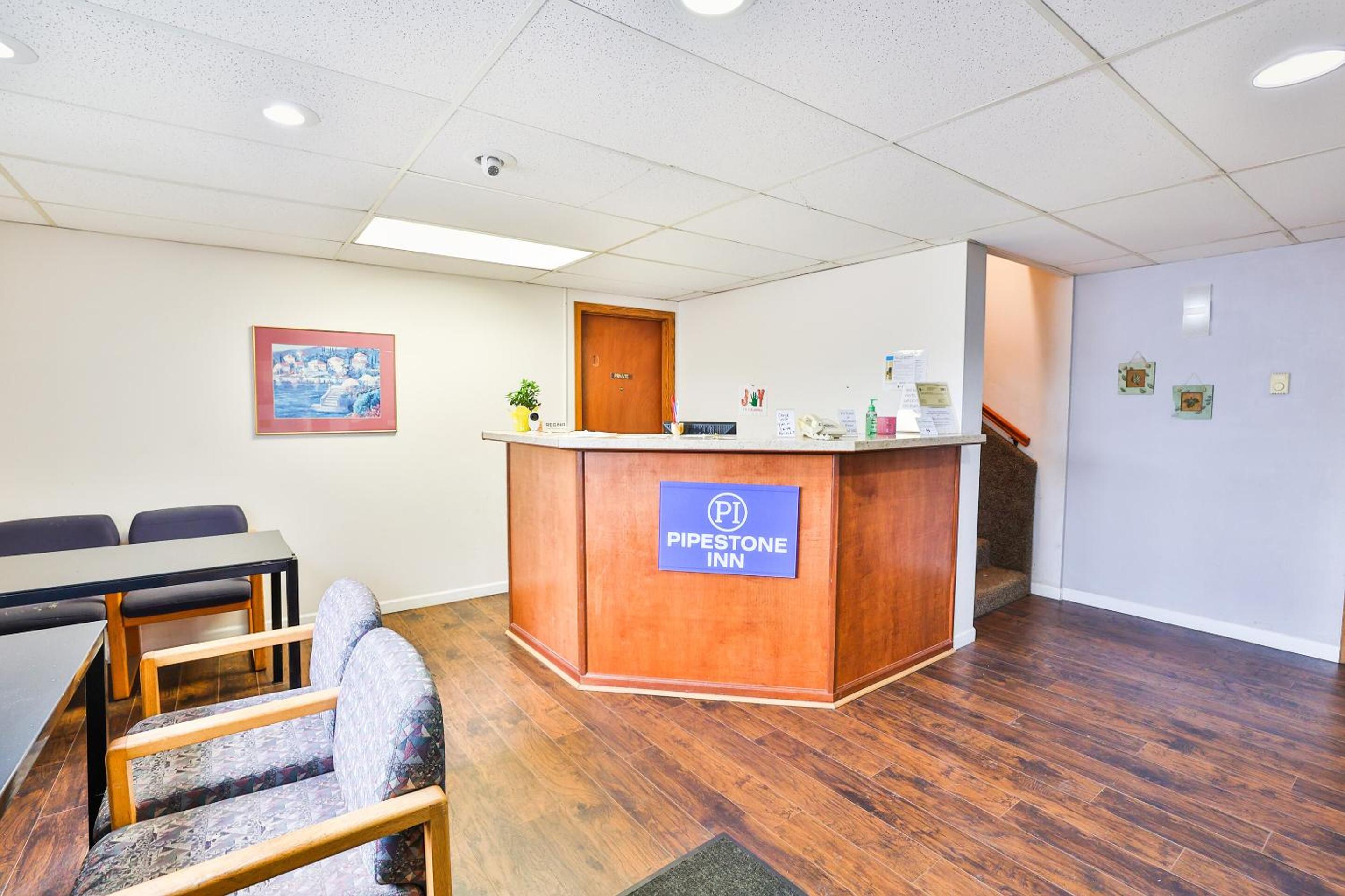 OYO Hotel Pipestone MN Canterbury Park - photo 34