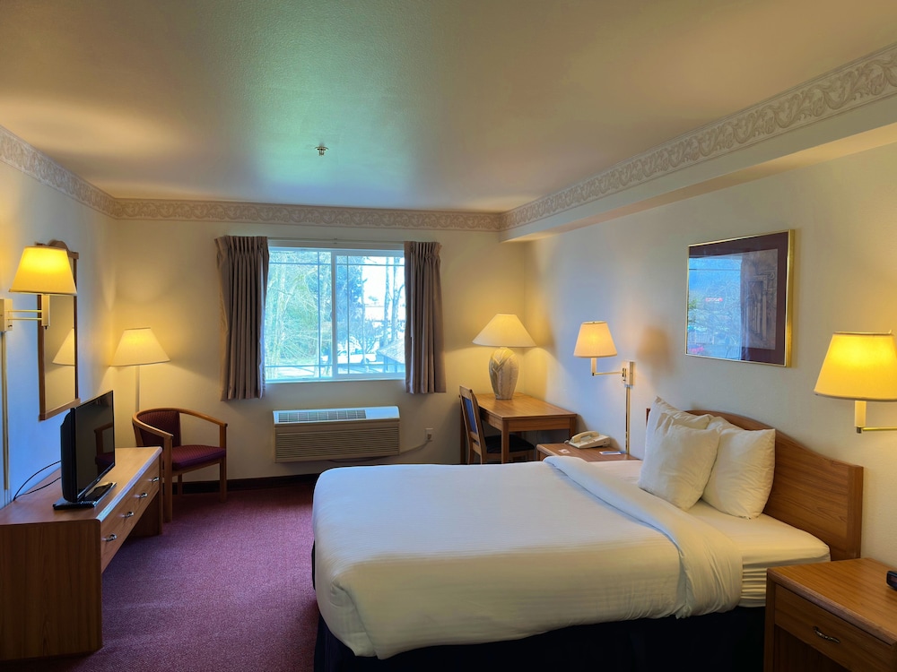 Peppermill Empress Inn - photo 26