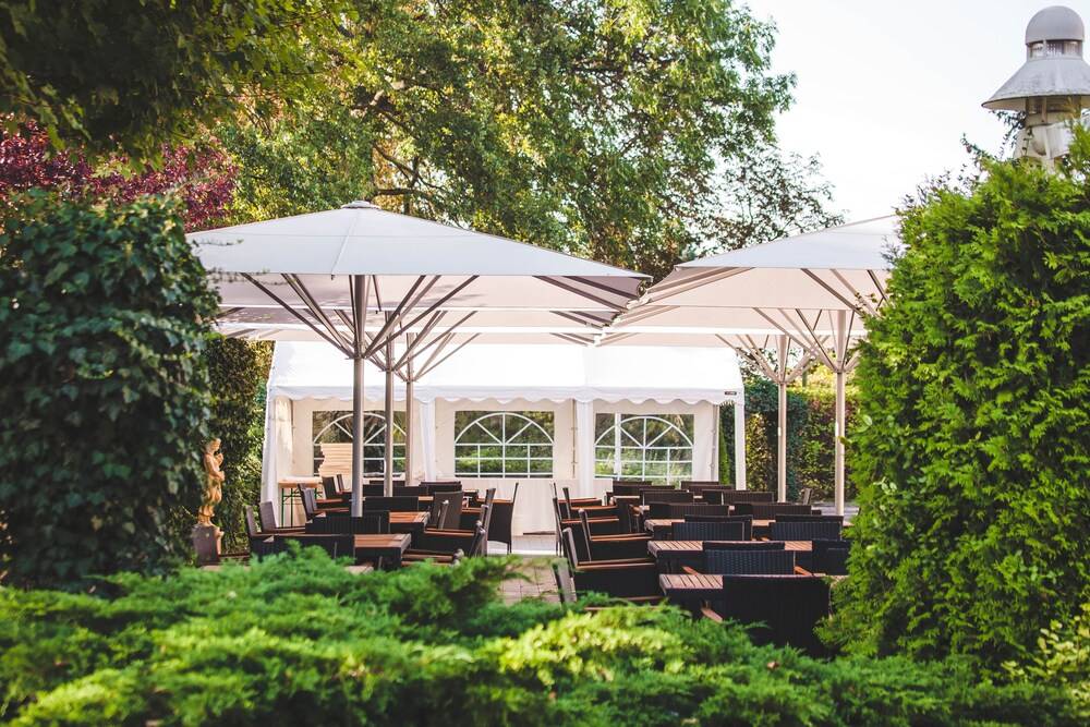 Children’s Play Area - Outdoor