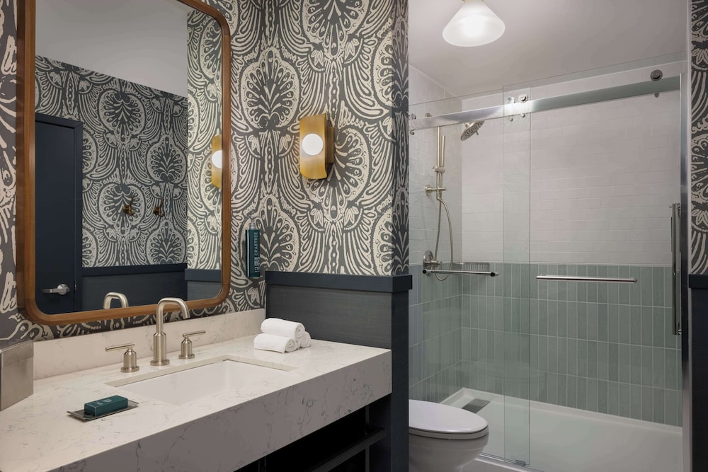 DoubleTree Suites by Hilton Hotel Lexington - photo 45