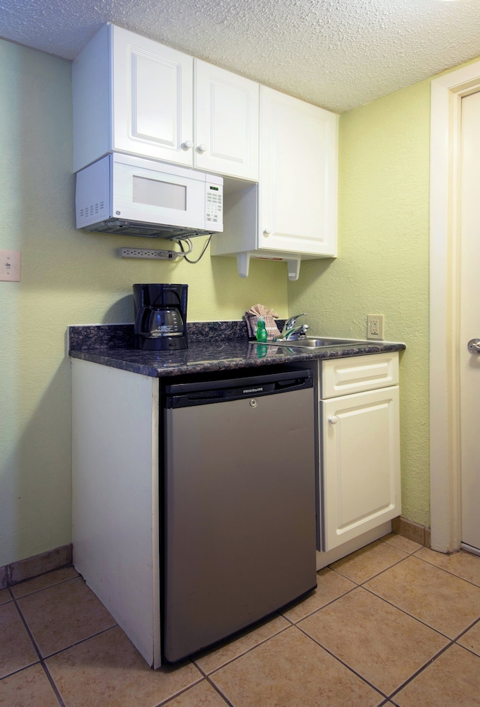 Compass Cove Resort - photo 219