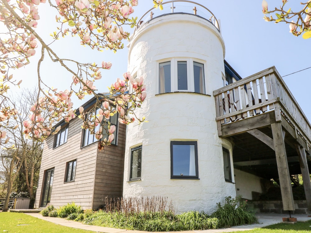 Dovefields in Helston, United Kingdom