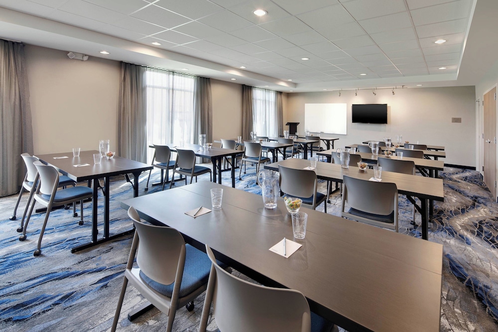 Fairfield Inn & Suites by Marriott Tampa Wesley Chapel - photo 30