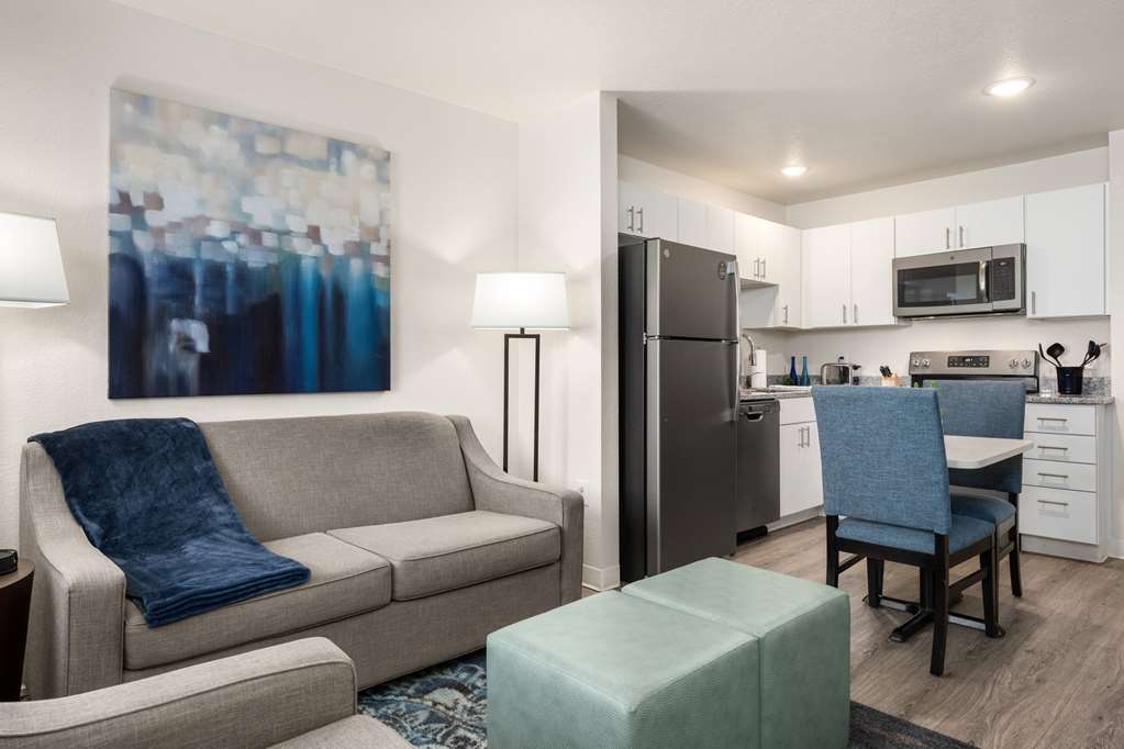 WaterWalk Extended Stay by Wyndham Minneapolis Plymouth - photo 20