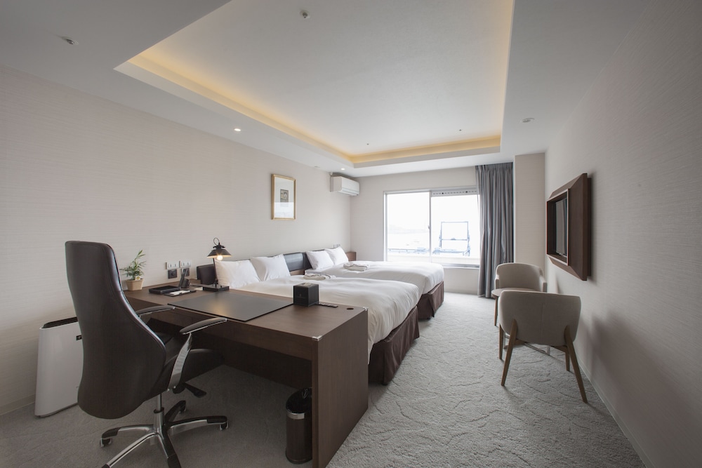 Clayton Bay Hotel — Kure — photo 4