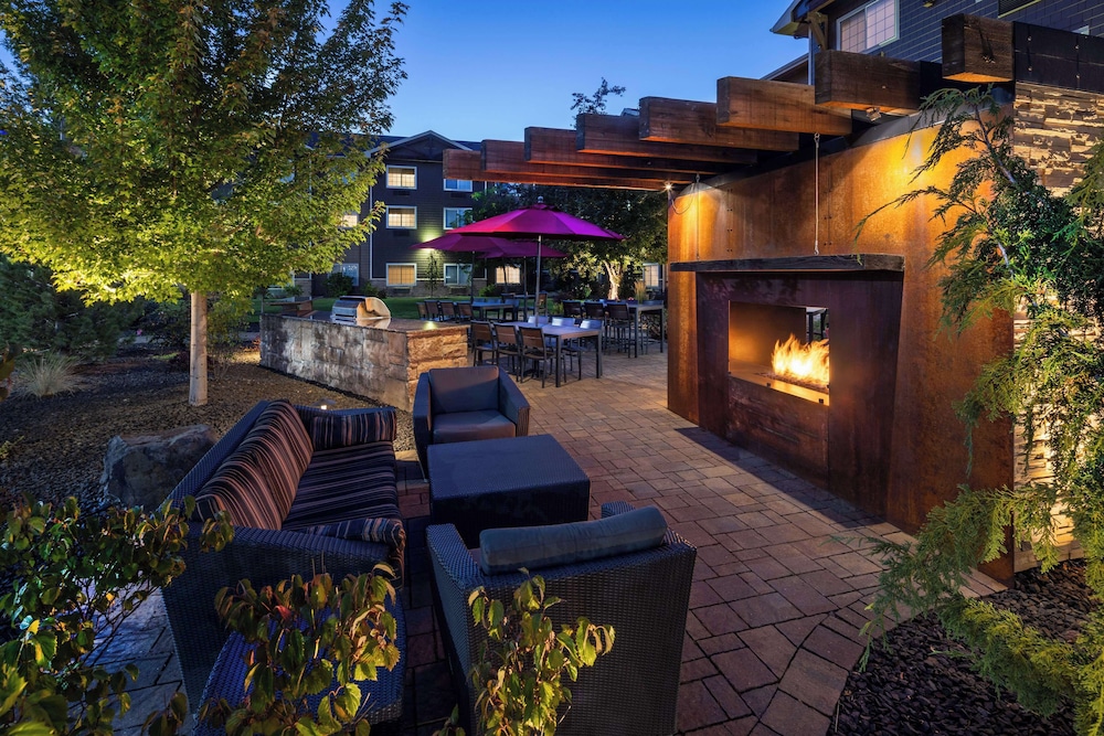 Hampton Inn Pullman - photo 38