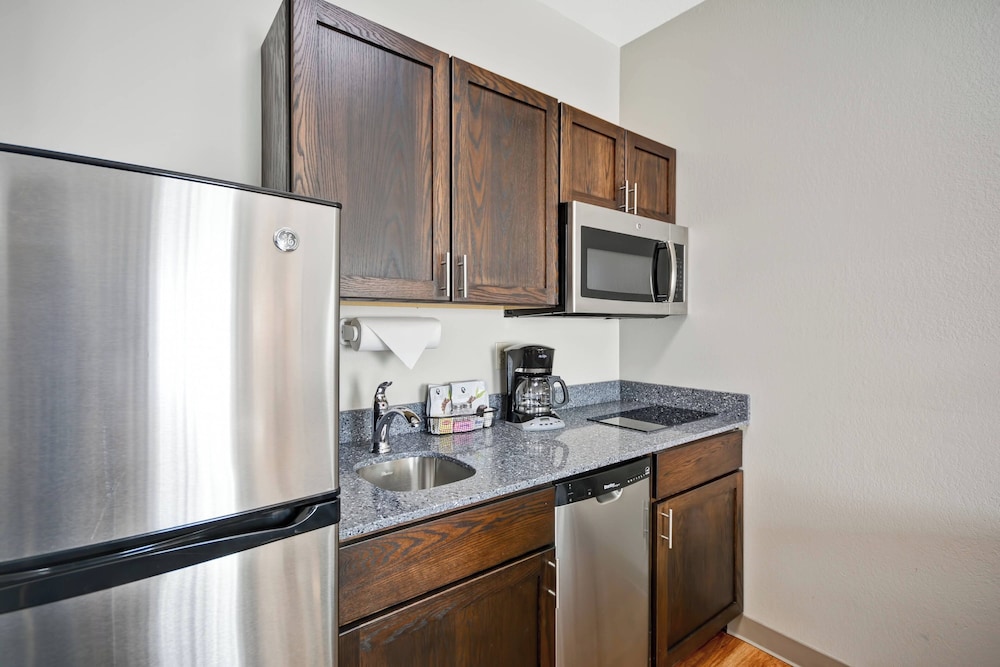 TownePlace Suites by Marriott Sioux Falls - photo 16