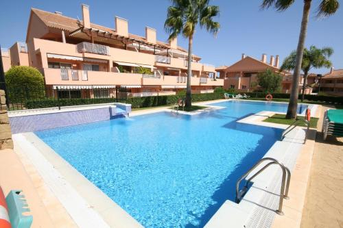 Ground Floor Apartment Los Jardines de Santa Maria Elviria — 4-Star Luxury Hotel in Marbella, Spain
