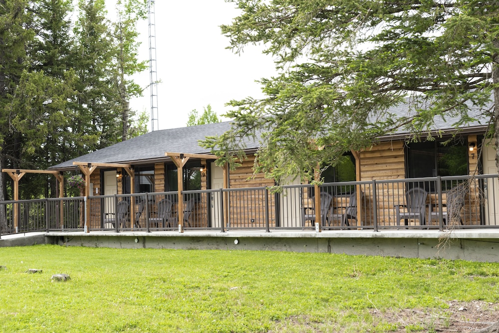 Schott s Lake Conference & Resort in Sundre, Canada