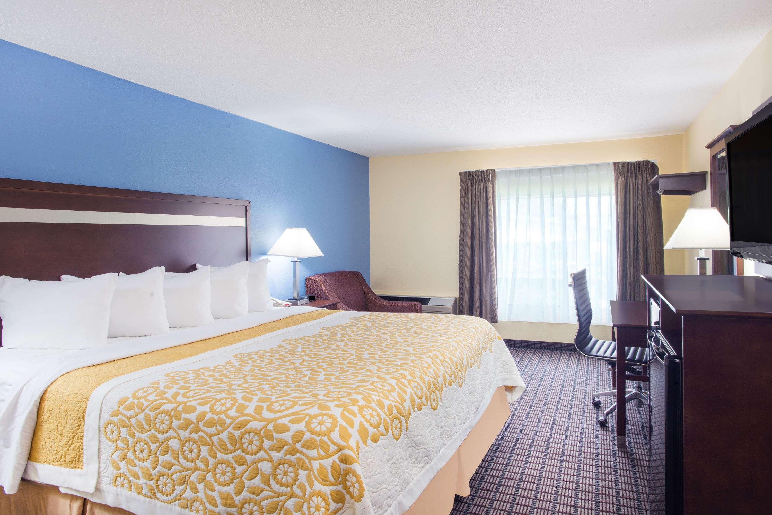 Days Inn New Haven - photo 6