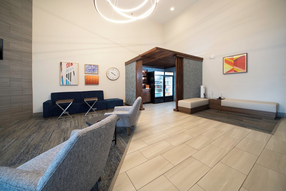 Holiday Inn Express Hotel & Suites Canyon by IHG - photo 81